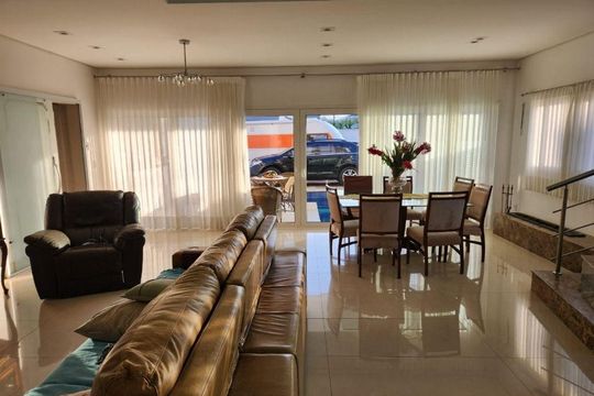 Casa à venda com 4 quartos, 360m² em Swiss Park, Campinas