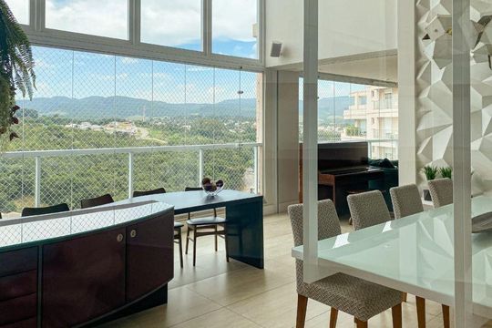 Apartamento à venda com 4 quartos, 345m² em Jardim Samambaia, Jundiaí
