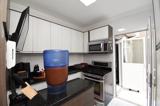 Cozinha de casa para alugar com 3 quartos, 190m² em Santa Felicidade, Curitiba