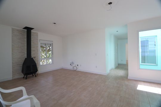Sala de casa à venda com 5 quartos, 327m² em Fátima, Canoas