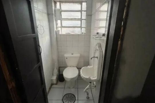 Banheiro 2 de casa à venda com 3 quartos, 100m² em Centro Histórico, Porto Alegre