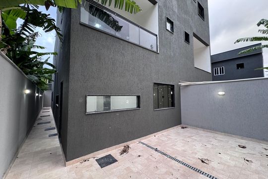 Área externa de casa de condomínio à venda com 4 quartos, 410m² em Recreio dos Bandeirantes, Rio de Janeiro