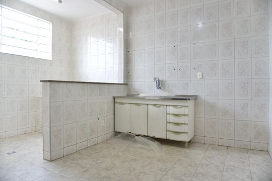 Cozinha de casa para alugar com 3 quartos, 70m² em Casa Branca, Belo Horizonte