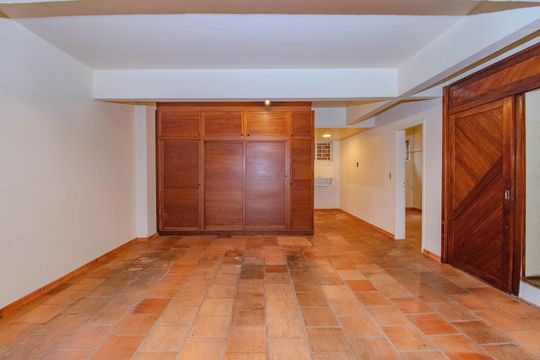 Garagem de casa de condomínio à venda com 3 quartos, 398m² em Bela Vista, Porto Alegre