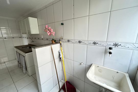 Área de Serviço de apartamento para alugar com 2 quartos, 75m² em Tomás Coelho, Rio de Janeiro