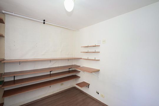 Quarto 1 de apartamento para alugar com 2 quartos, 55m² em Jardim São Jorge, São Paulo