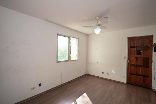 Sala de apartamento para alugar com 2 quartos, 55m² em Jardim São Jorge, São Paulo