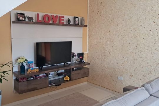 Sala de apartamento à venda com 2 quartos, 90m² em Vila Apiai, Santo André