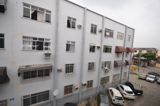 Vista da Sala de apartamento para alugar com 2 quartos, 50m² em Guadalupe, Rio de Janeiro