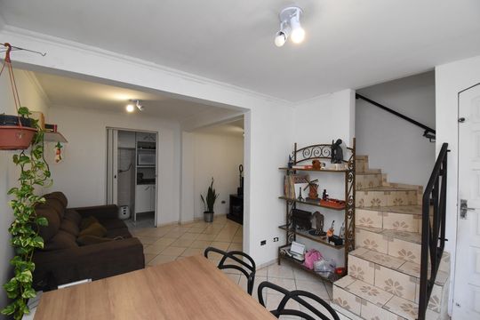 Casa à venda com 3 quartos, 80m² em Cajuru, Curitiba