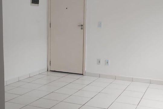 Sala de apartamento para alugar com 2 quartos, 48m² em Jardim Helena, Cotia
