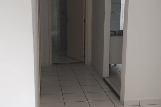 Corredor de apartamento para alugar com 2 quartos, 48m² em Jardim Helena, Cotia
