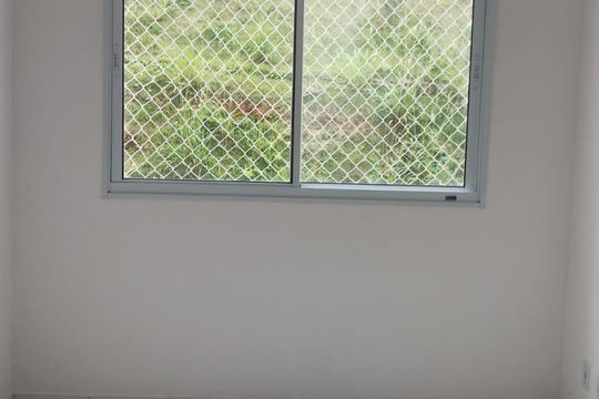 Sala de apartamento para alugar com 2 quartos, 48m² em Jardim Helena, Cotia