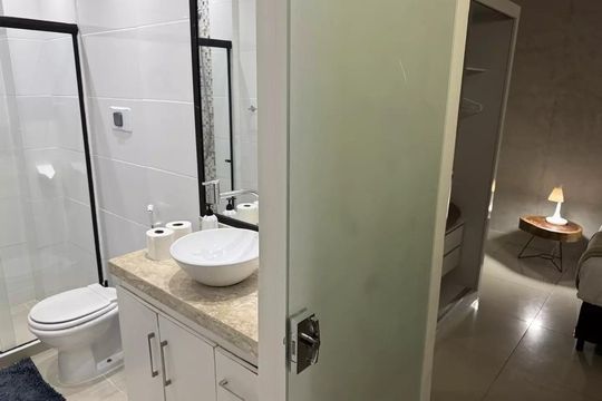 Banheiro de apartamento à venda com 3 quartos, 152m² em Copacabana, Rio de Janeiro
