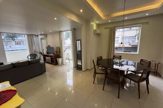 Sala de apartamento à venda com 3 quartos, 152m² em Copacabana, Rio de Janeiro