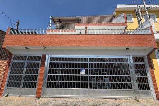 Casa para alugar com 4 quartos, 300m² em Cidade Dutra, São Paulo