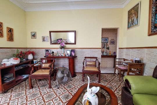 Sala 1 de casa à venda com 3 quartos, 150m² em Engenhoca, Niterói