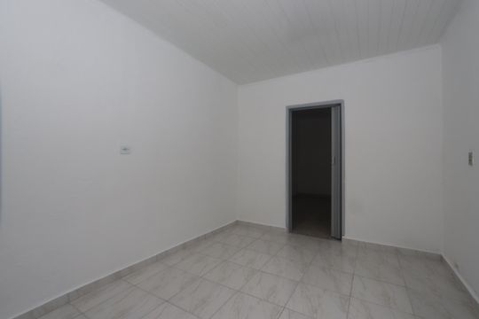 Sala e Cozinha de casa para alugar com 1 quarto, 30m² em Vila Alpina, São Paulo