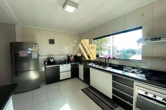 Casa à venda com 3 quartos, 165m² em São José, São Caetano do Sul