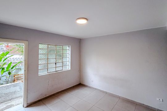 Sala de casa à venda com 2 quartos, 200m² em Bosque da Saúde, São Paulo