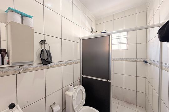 Casa 2 - Banheiro de casa à venda com 3 quartos, 190m² em Jardim Mirante, Várzea Paulista