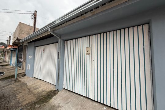 Fachada de casa à venda com 3 quartos, 190m² em Jardim Mirante, Várzea Paulista