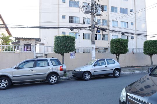 Placa instalada na Fachada do condomínio - Código da placa: HBJM-1 de apartamento à venda com 2 quartos, 54m² em Itaquera, São Paulo
