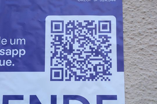 Placa instalada na Fachada do condomínio - Código da placa: HBJM-1 de apartamento à venda com 2 quartos, 54m² em Itaquera, São Paulo
