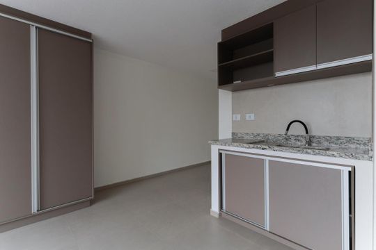 Cozinha de kitnet/studio à venda com 1 quarto, 37m² em Santana, São Paulo