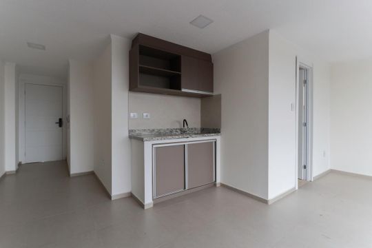 Cozinha de kitnet/studio à venda com 1 quarto, 37m² em Santana, São Paulo