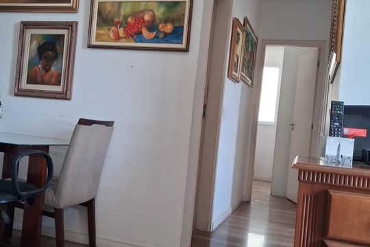 Corredor de apartamento à venda com 3 quartos, 68m² em Vila Barros, Barueri