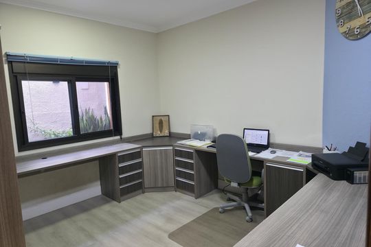 Escritório de casa à venda com 4 quartos, 373m² em Jardim Sao Caetano, São Caetano do Sul