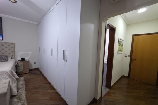 Quarto de casa à venda com 4 quartos, 373m² em Jardim Sao Caetano, São Caetano do Sul