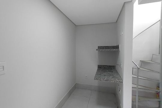 Apartamento para alugar com 2 quartos, 84m² em Santa Mônica, Uberlândia
