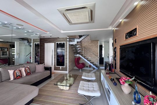 Sala de apartamento para alugar com 3 quartos, 200m² em Recreio dos Bandeirantes, Rio de Janeiro