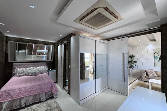 Suíte 2 (Segundo Andar) de apartamento para alugar com 3 quartos, 200m² em Recreio dos Bandeirantes, Rio de Janeiro