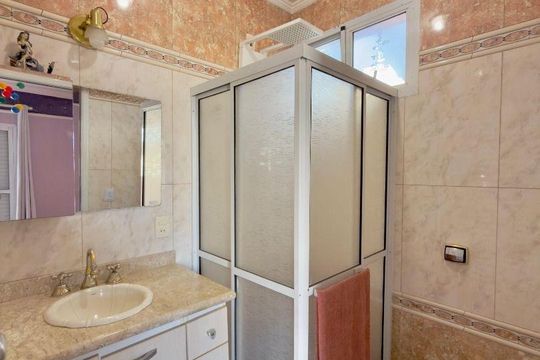 Casa à venda com 4 quartos, 404m² em Jardim das Samambaias, Jundiaí