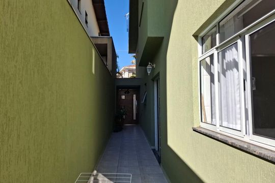 Casa à venda com 3 quartos, 216m² em Jardim Textil, São Paulo