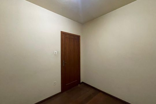 Casa para alugar com 4 quartos, 400m² em Scharlau, São Leopoldo