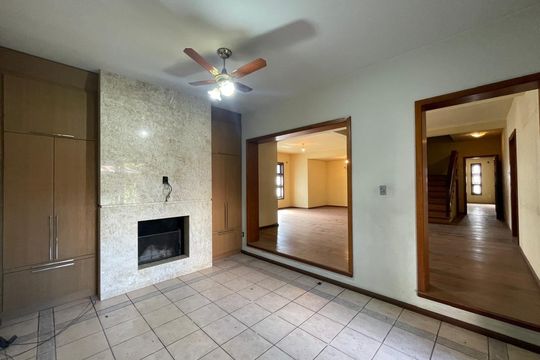 Casa para alugar com 4 quartos, 400m² em Scharlau, São Leopoldo