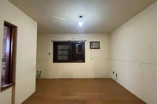 Casa para alugar com 4 quartos, 400m² em Scharlau, São Leopoldo