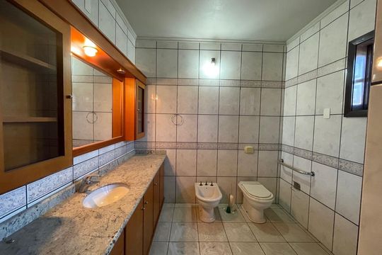 Casa para alugar com 4 quartos, 400m² em Scharlau, São Leopoldo