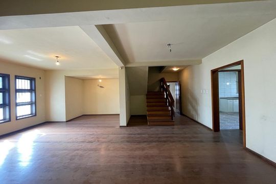 Casa para alugar com 4 quartos, 400m² em Scharlau, São Leopoldo
