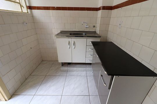 Cozinha de apartamento para alugar com 1 quarto, 47m² em Petrópolis, Porto Alegre