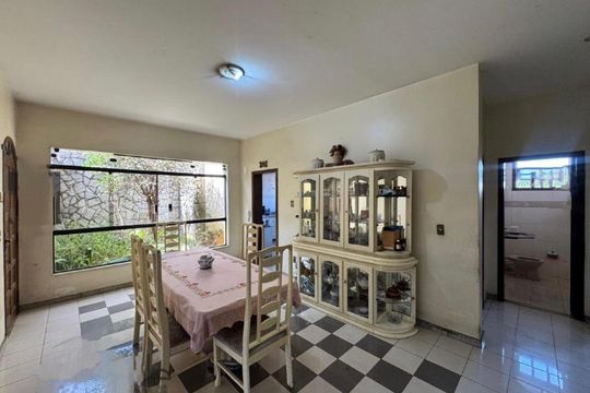 Casa para alugar com 6 quartos, 400m² em Tres Barras, Contagem