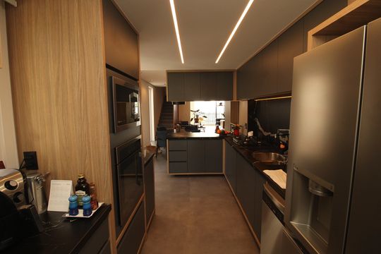Cozinha de apartamento à venda com 2 quartos, 180m² em Vila Mariana, São Paulo