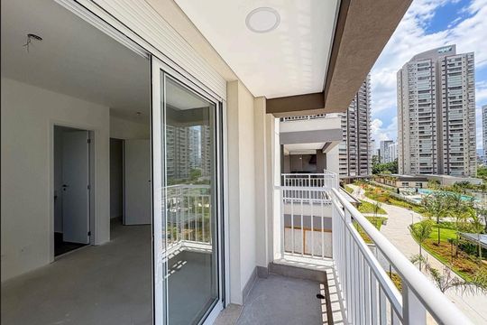 Varanda de apartamento à venda com 4 quartos, 157m² em Vila Anastácio, São Paulo