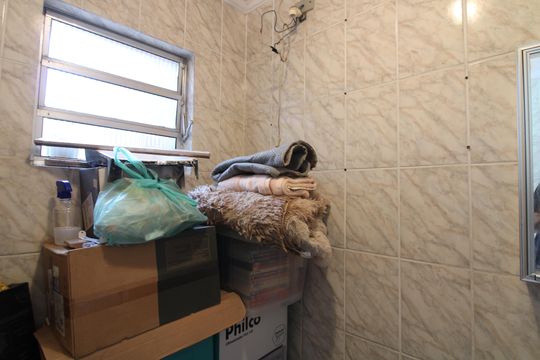 Banheiro externo de casa à venda com 4 quartos, 168m² em Jardim Nordeste, São Paulo