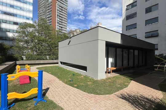 Área comum de kitnet/studio para alugar com 1 quarto, 33m² em Pinheiros, São Paulo