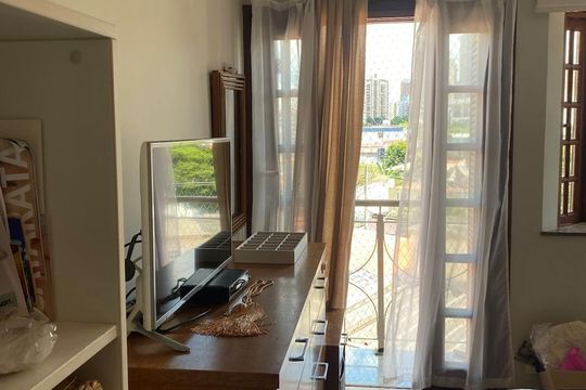 Casa à venda com 3 quartos, 220m² em Jardim da Gloria, São Paulo